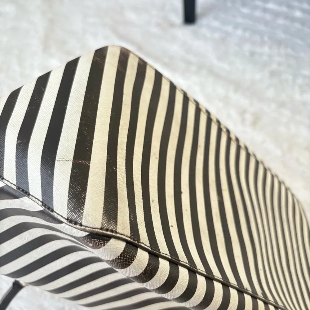 Henri Bendel Black and White Striped Tote - Picture 3 of 8